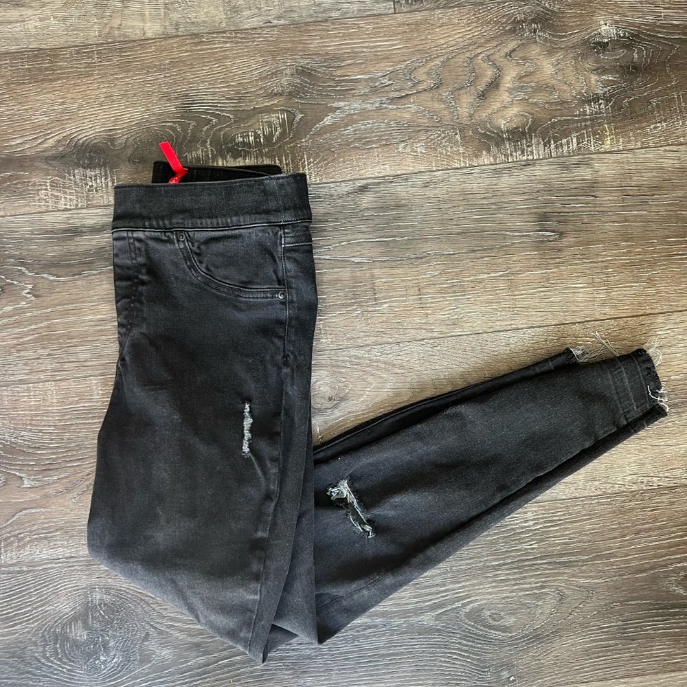 SPANX Vintage Distressed Ankle Skinny Jeans